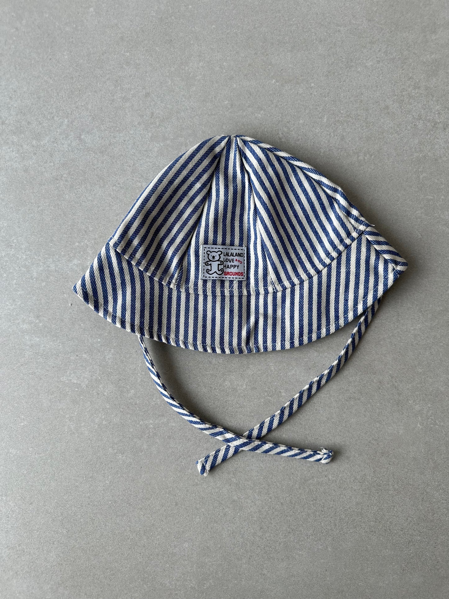 Stripe hat blue