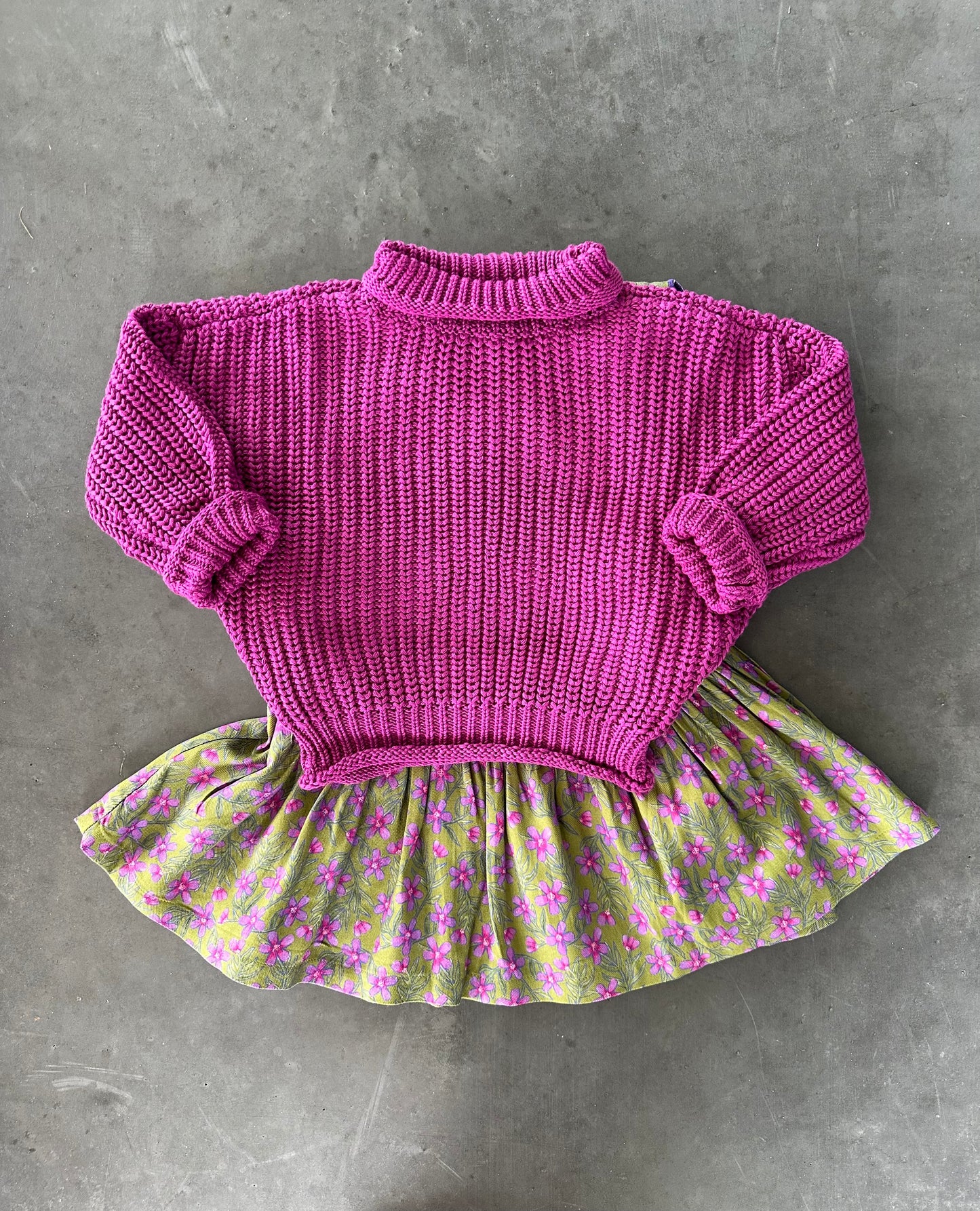 Knit sweater purple wine