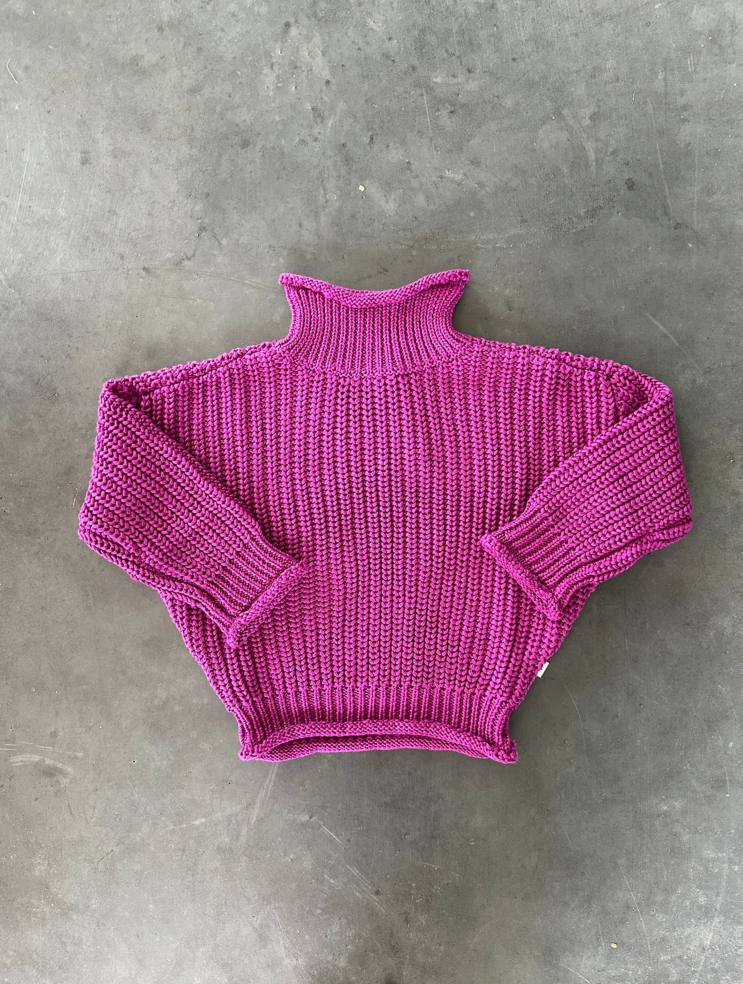 Knit sweater purple wine