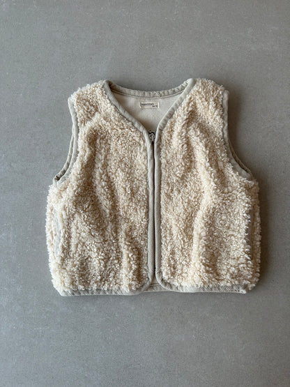 Fluffy Vest Cream